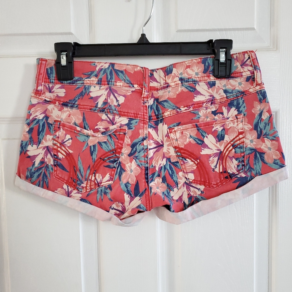 Low rise shorts